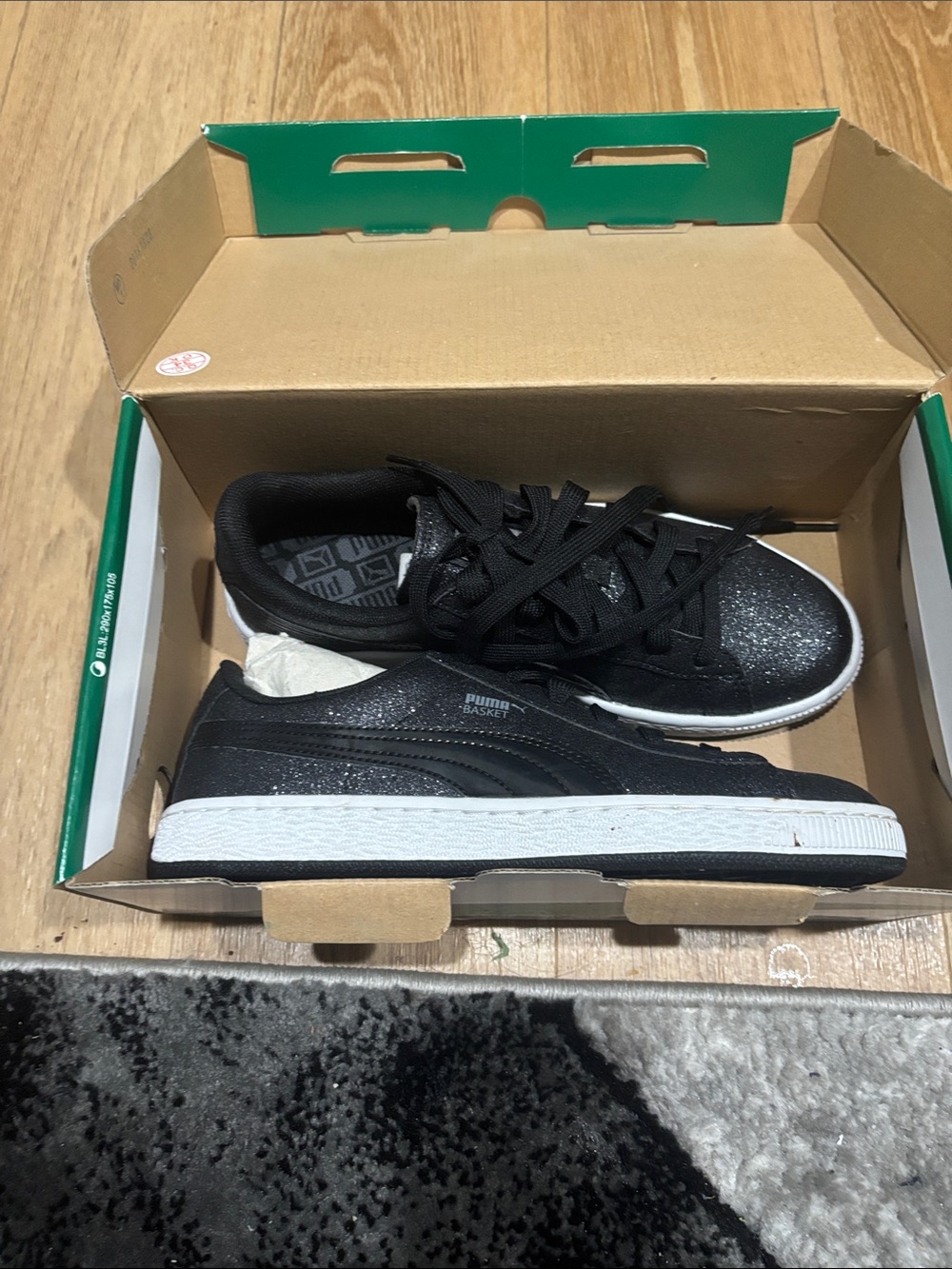 Puma Woman’s Black Glitter Low-Top Sneakers with White Sole